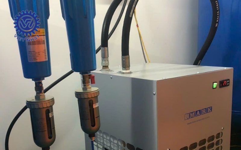 Máy sấy khí giải nhiệt gió